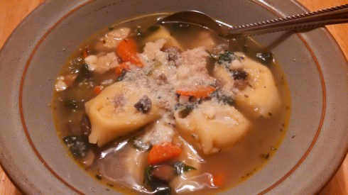 Chicken & Spinach Tortellini Soup